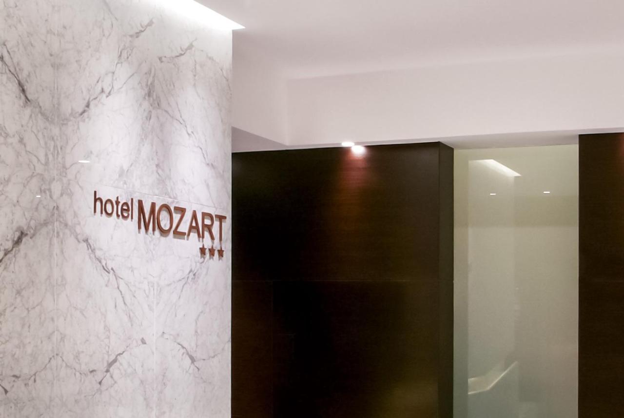וייאדוליד Hotel Mozart מראה חיצוני תמונה
