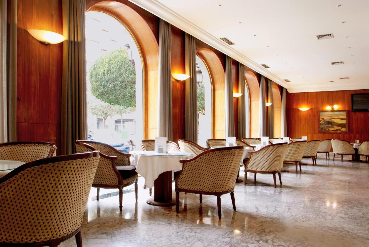 וייאדוליד Hotel Mozart מראה חיצוני תמונה